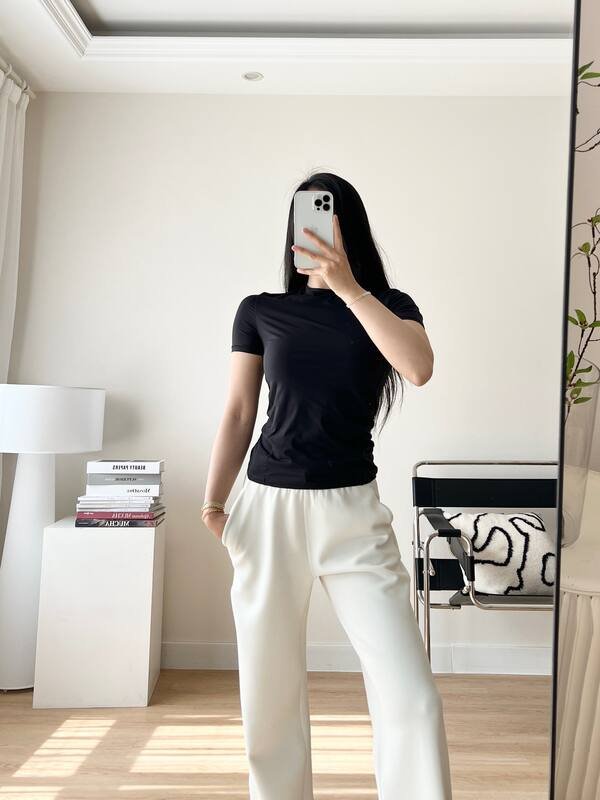 Camiseta Lululemon Nulu ioga preta
