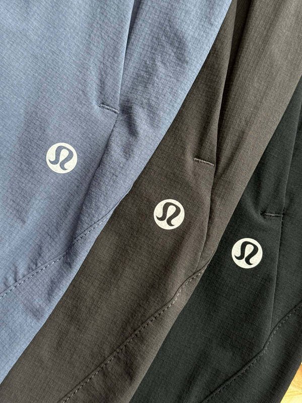 Lulu Pantalones de hombre Lululemon Athletica0 Hombre 3D