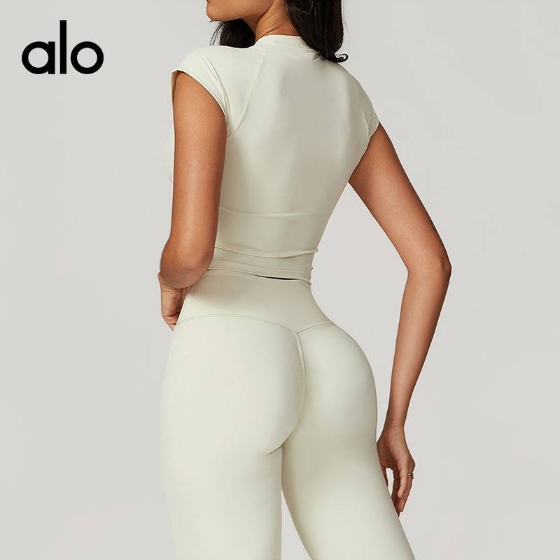 Camiseta Alo studio marrom e creme