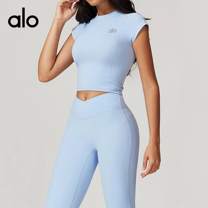 Camiseta Alo studio marrom e creme