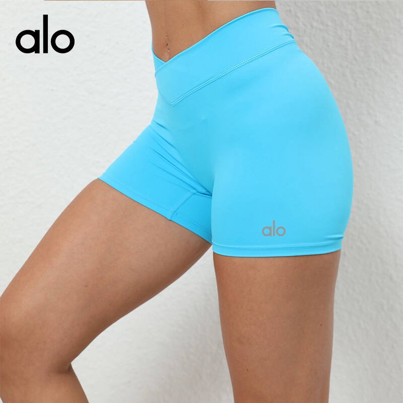 Alo pantaloncini yoga rosa e blu