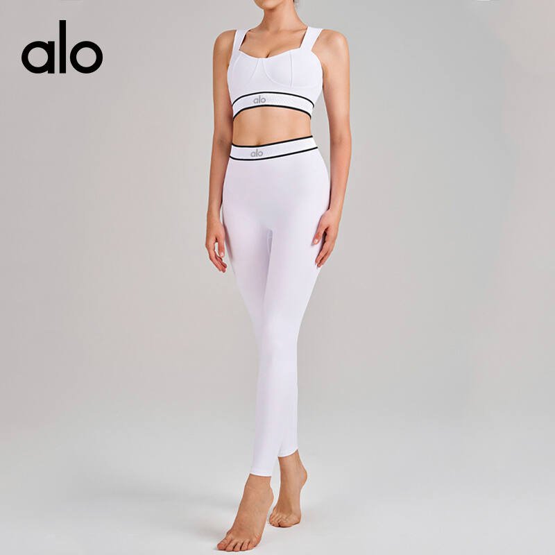 Alo conjunto yoga rosa