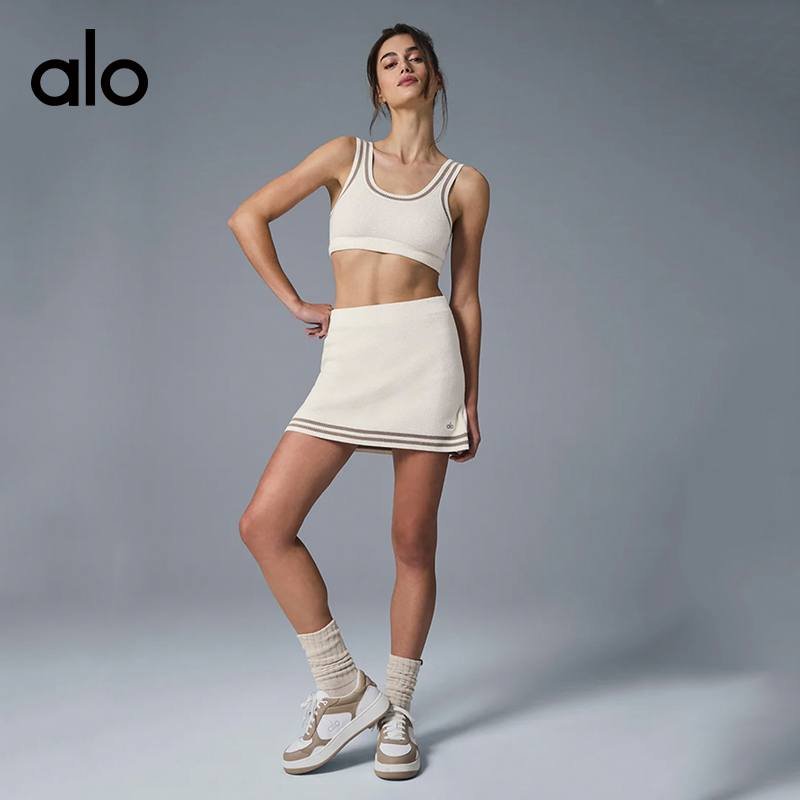 Alo sports bra studio ivory