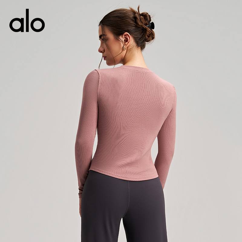 Alo Long sleeve alo yoga