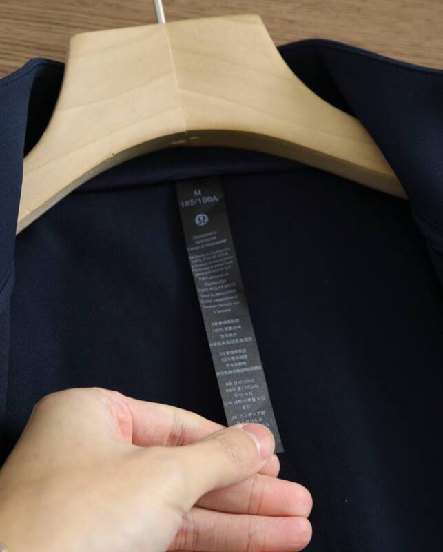 Lulu Hauts pour hommes Lululemon Athletica SojournMen