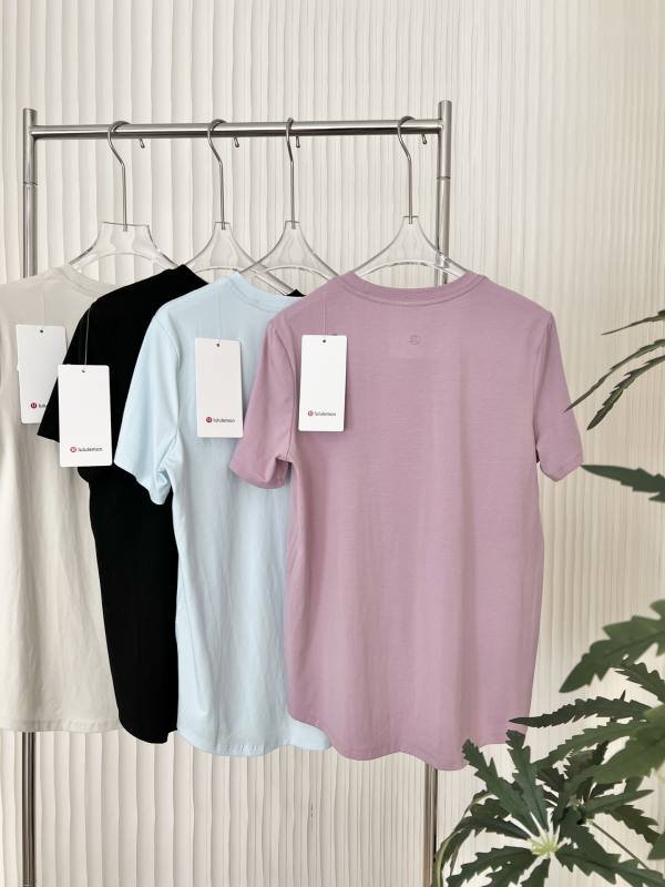 Lulu T-shirt Lululemon Love T