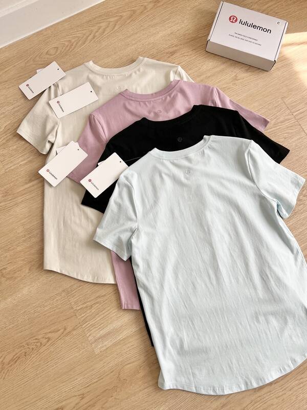 Lulu T-shirt Lululemon Love T