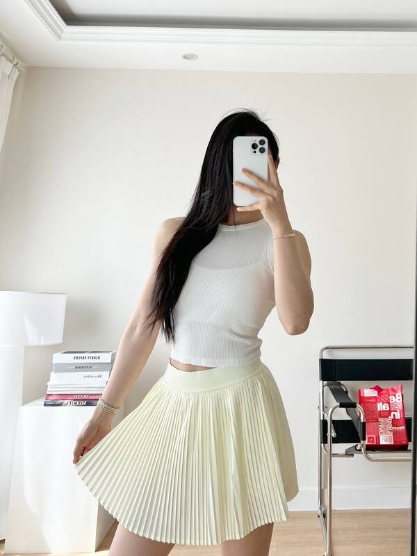 Falda Lulu Lululemon Varsity