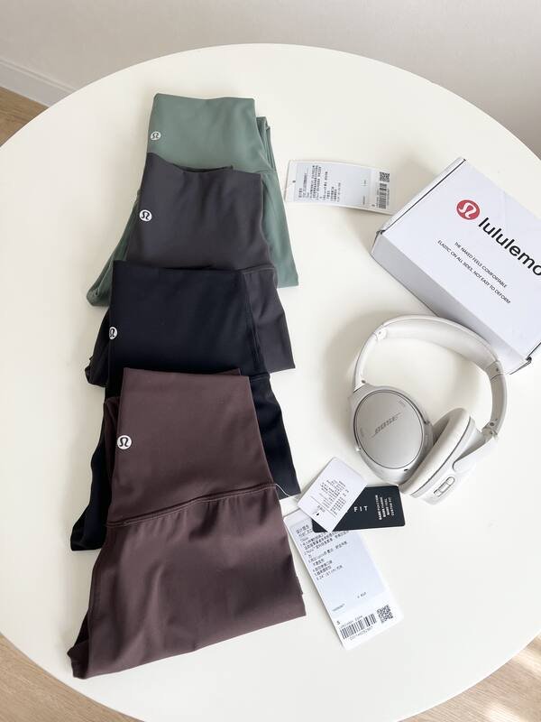 Pantaloni Lulu Capri Lululemon Align