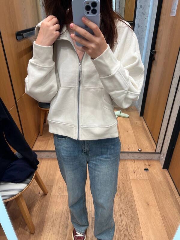 Lululemon Giacca scuba lounge cream