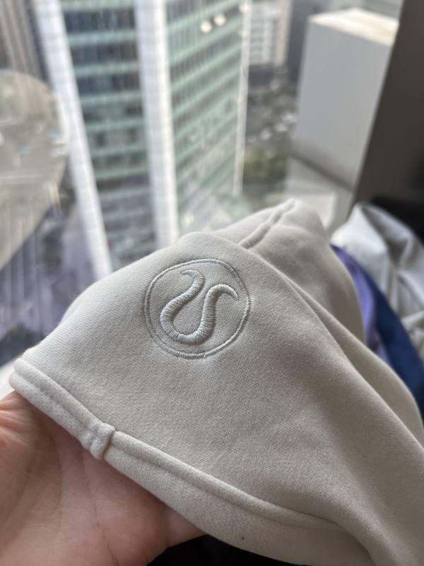 Chaqueta Lululemon todos los dias violeta azul
