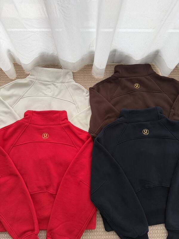 Felpa con collo alto e mezza zip Lulu Jacket