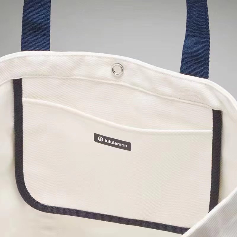 Lulu accessories Lululemon Daily Multi-Pocket Canvas 20L 120 110
