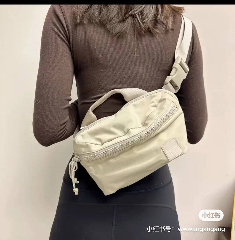 Lulu accessories Lululemon all day essentials 2 5L