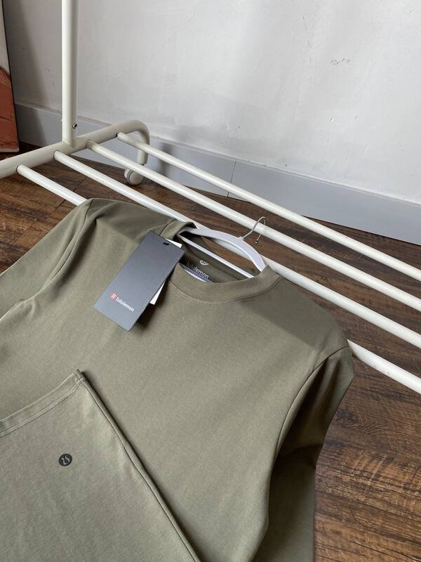 Lulu Hauts pour hommes Lululemon T