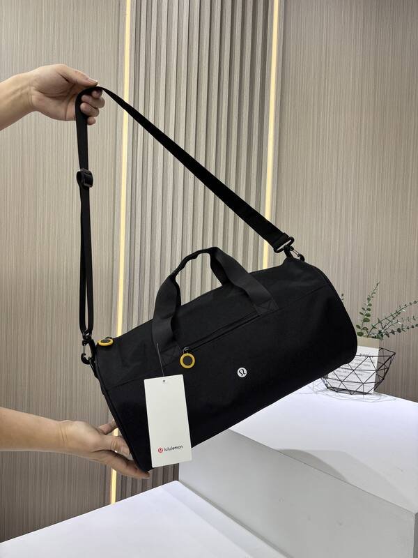 Lulu accessories Lululemon 2025