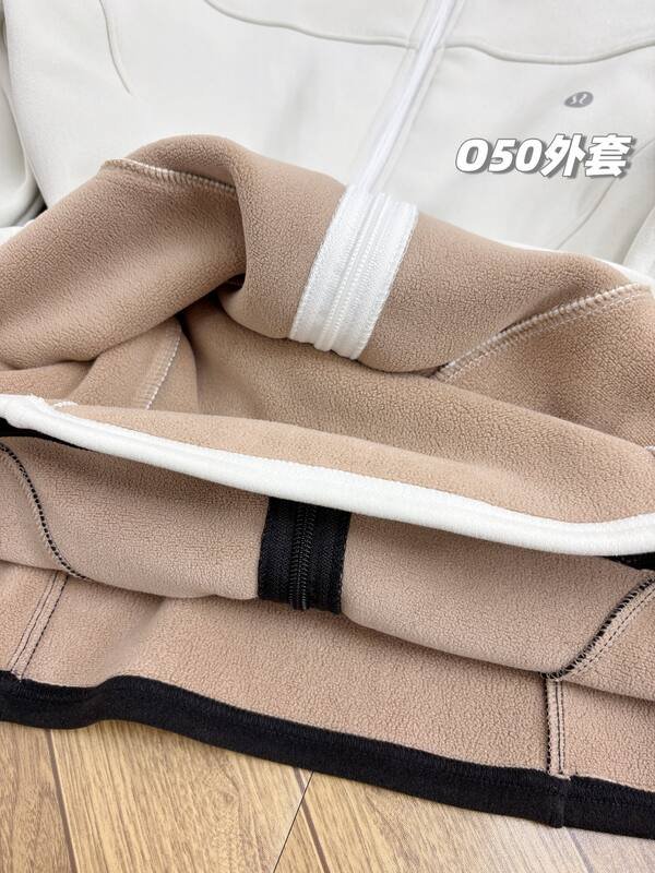 Veste Lululemon tous les jours noir et blanc