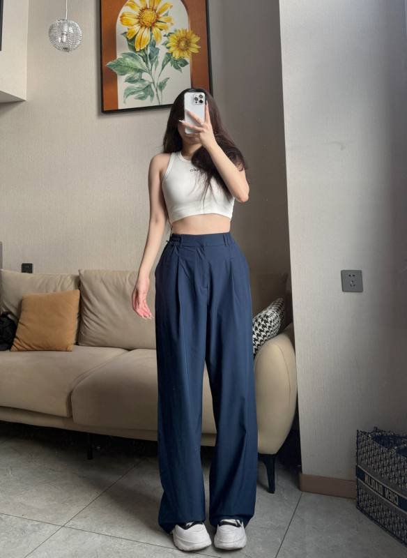Alo Leggings Upper body renderings