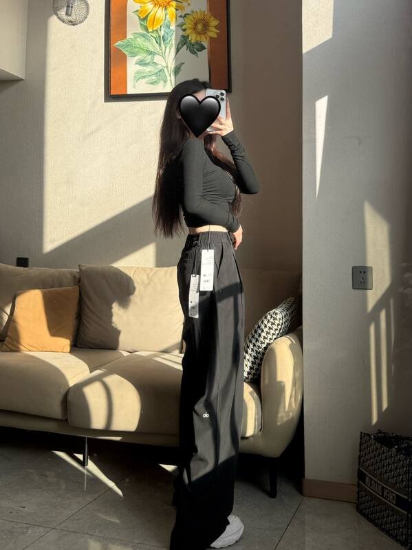 Alo long sleeve everyday black