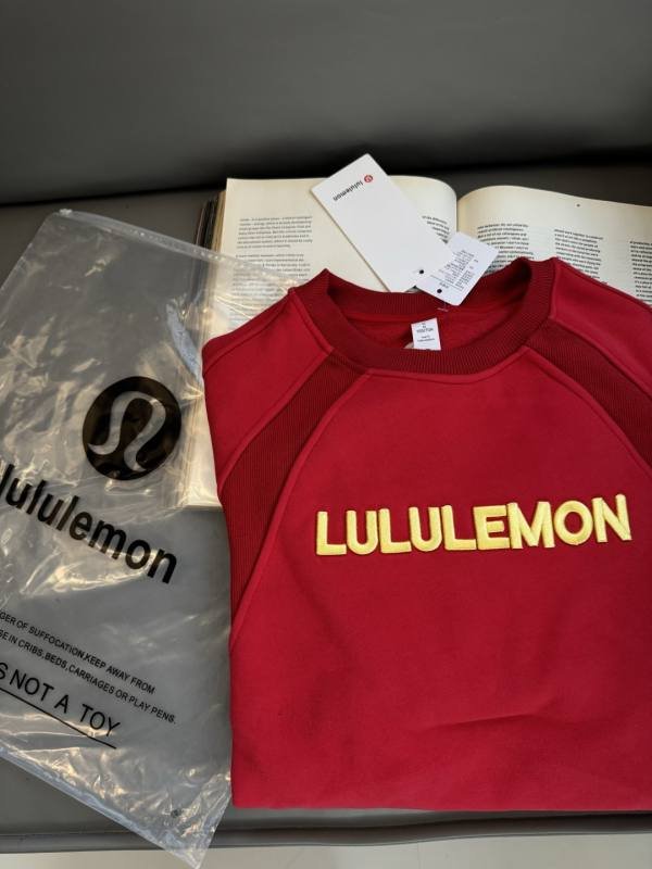 Lulu Long sleeve scuba pullover