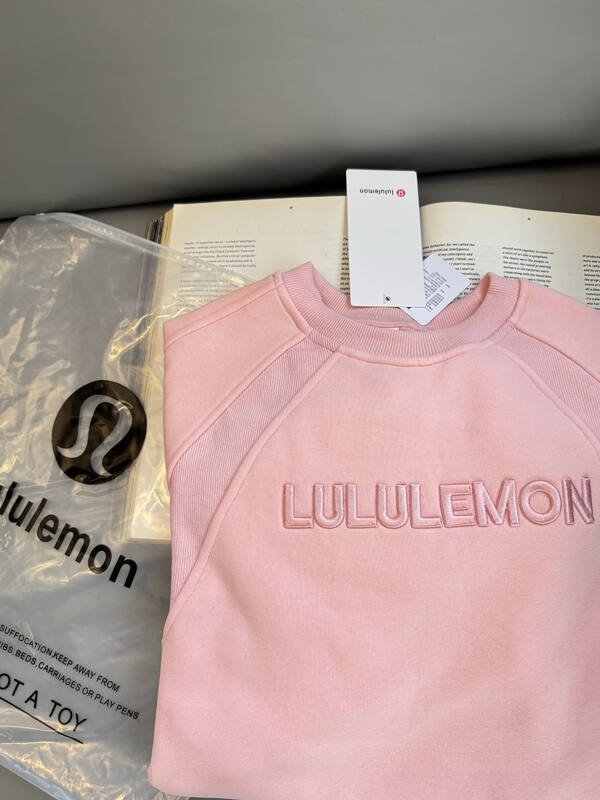 Lulu Long sleeve scuba pullover