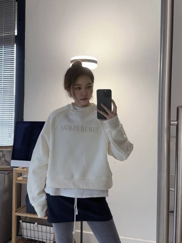 Lululemon Accolade lounge manga larga blanco marfil