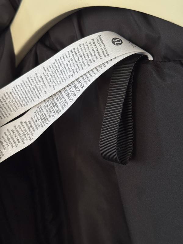 Giacca Lululemon Wunder Puff nera da tutti i giorni