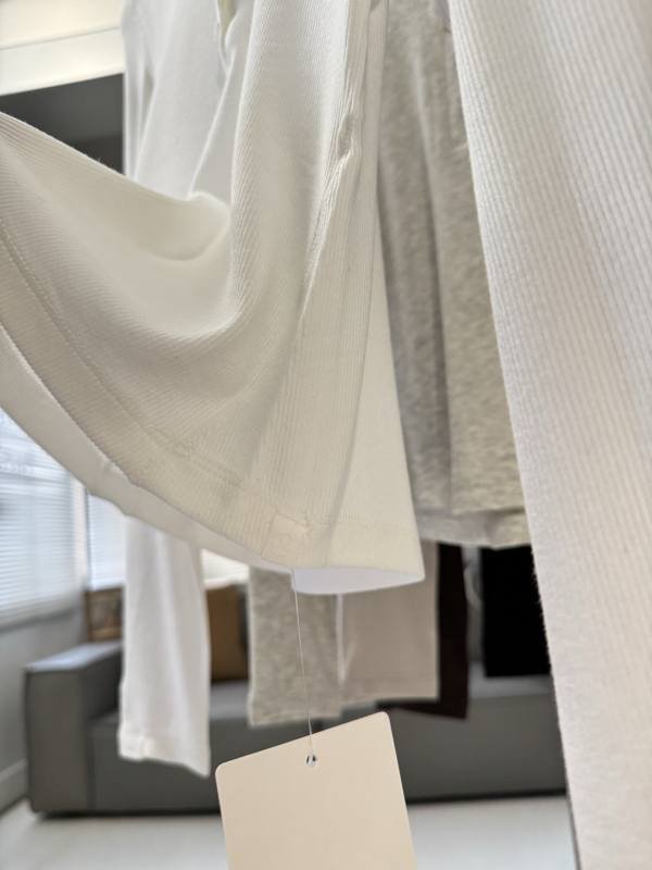 Lululemon manches longues tous les jours blanc