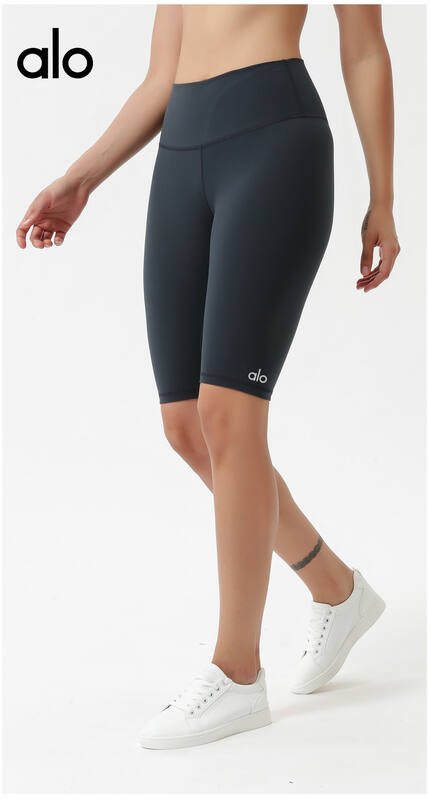 Alo capri yoga nero