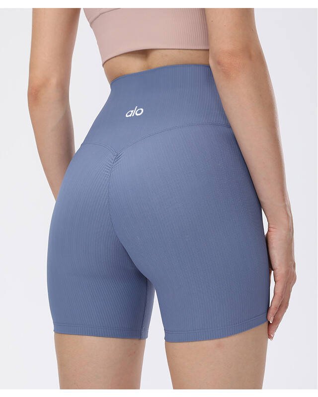 Alo Shorts alo T