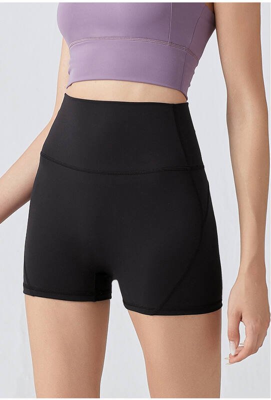 Alo shorts training yellow