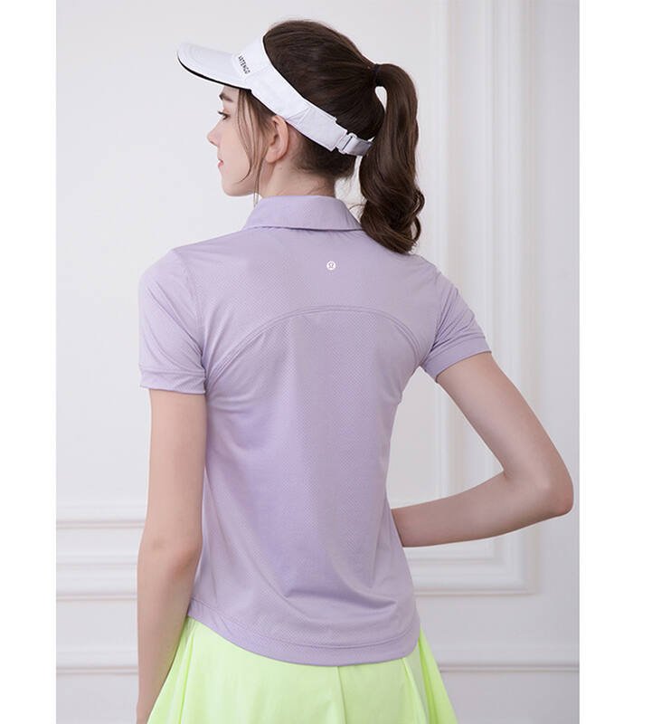 Camiseta Lululemon run blanca y rosa claro
