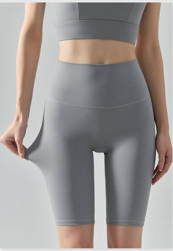 Pantaloncini yoga Alo rosa