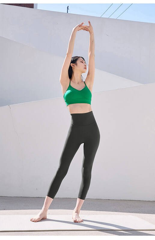 Alo capri yoga grigio scuro