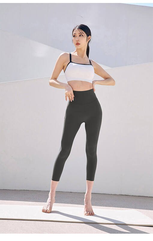 Alo capri yoga grigio scuro