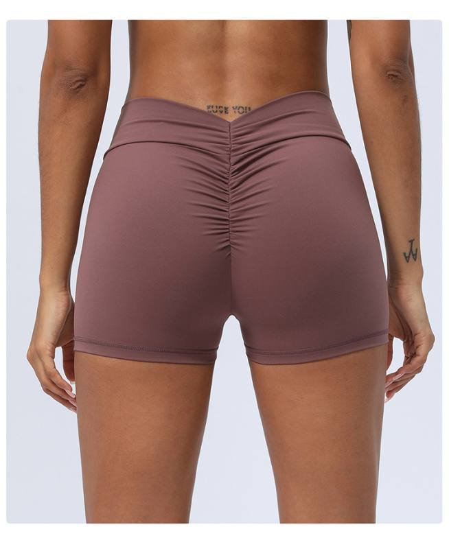 Alo short yoga corail