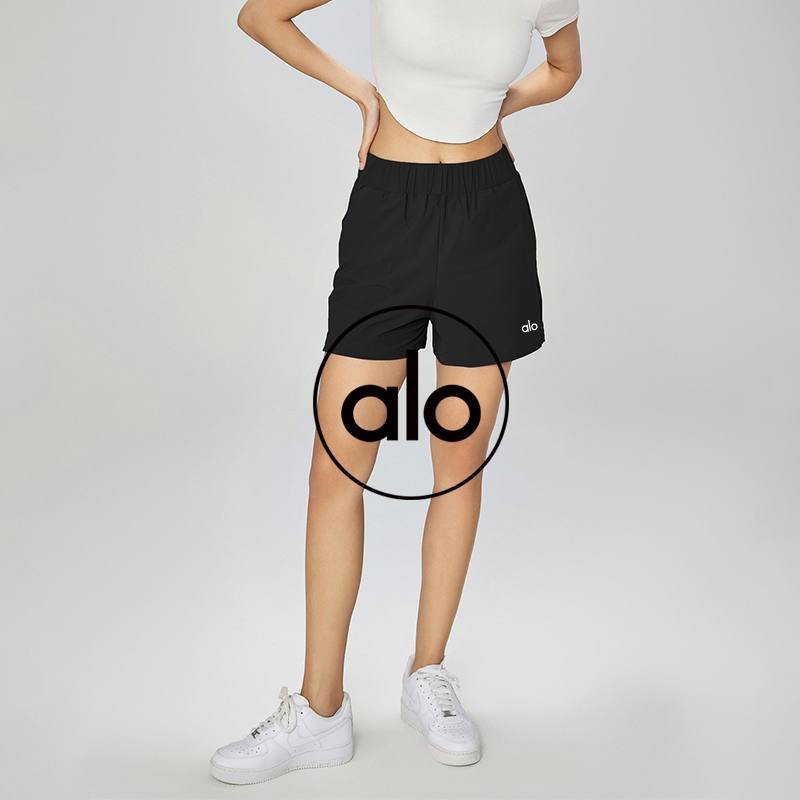 Alo shorts training light blue